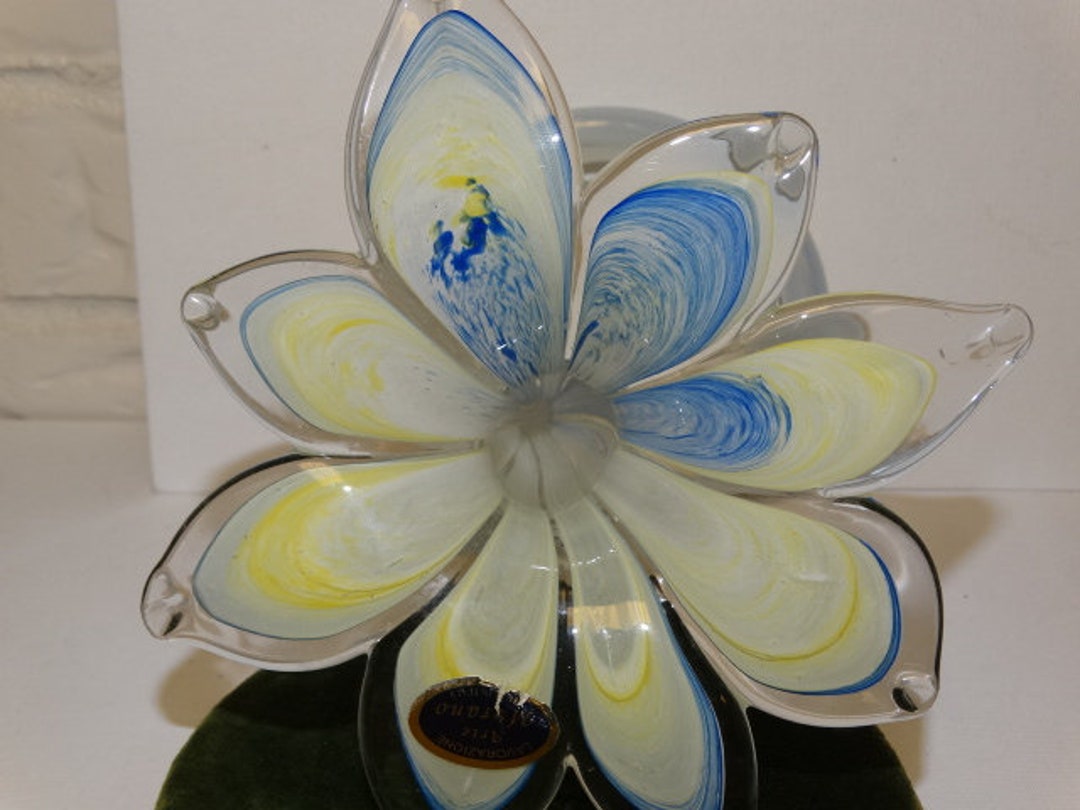 工芸品 Murano Glass Vase (Blue & Yellow) Murano Blue and Yellow Vase - Vintage Decor for Sale - Styylish