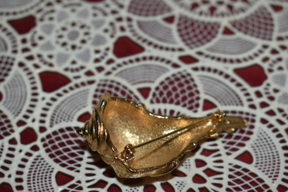 CORO Gold Seashell Brooch, Nautical Statement Jew… - image 3