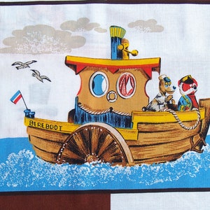 de beereboot  vintage gordijnstof / kids vintage fabric from the 1970s