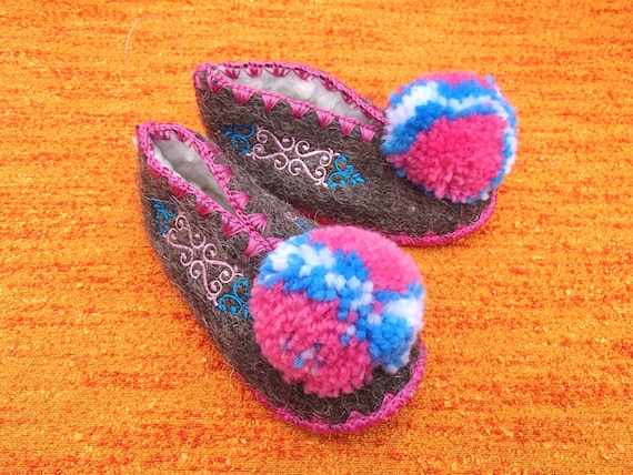 Greek slippers online uk