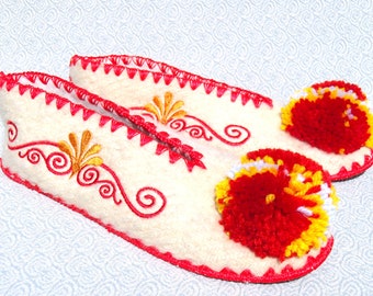 ladies Greek Slippers (Size 39 / UK6,5)