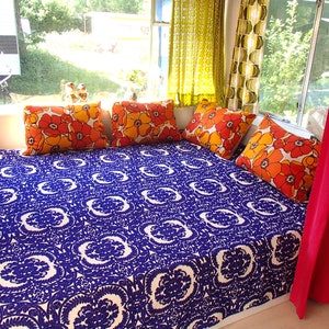 XL (Tagesdecke Größe) Stück vintage Stoff / leuchtend lila