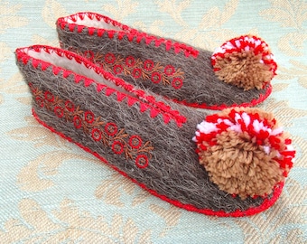 traditional Greek Slippers / Size 40