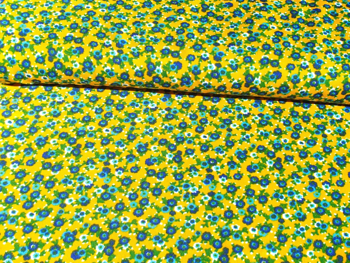 Polyester vintage fabric from the 1960s / fabric for your Etsy