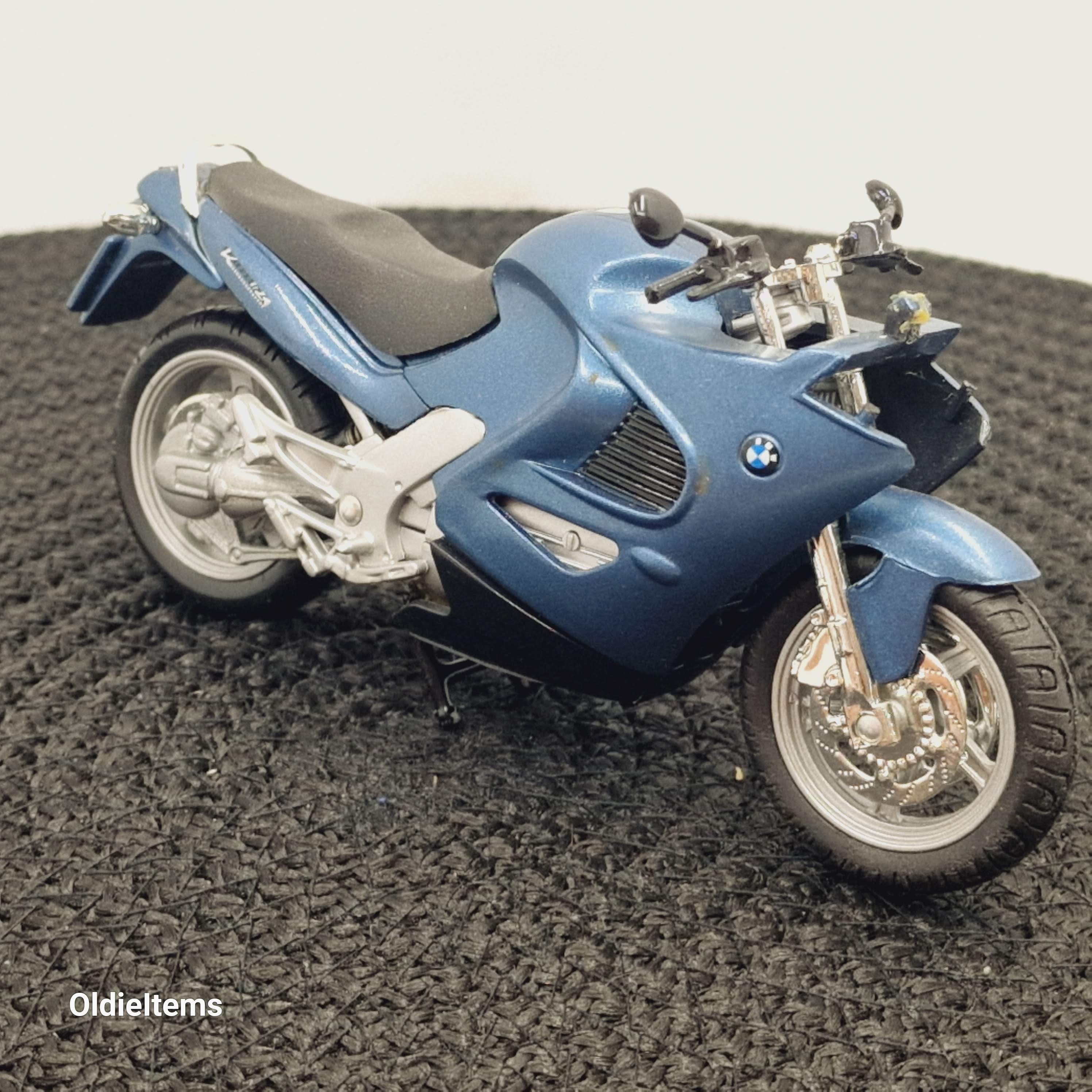 BMW K 1200 RS ミニチュアモデル 1/18 バイク 1:18 Scale Black Diecast BMW K 1200 RS Motorcycle [NB9T913