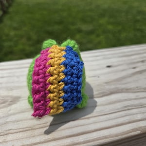 Small plush pan pride frog
