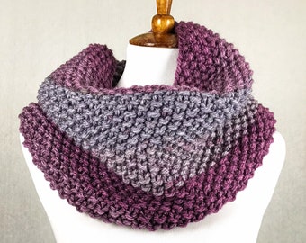Bulky Cowl, Colorful Cowl, Chunky Cowl, Warm Cowl in shades of Gray and Rose, Textured Cowl Scarf, Winter Cowl, Colorful Scarf