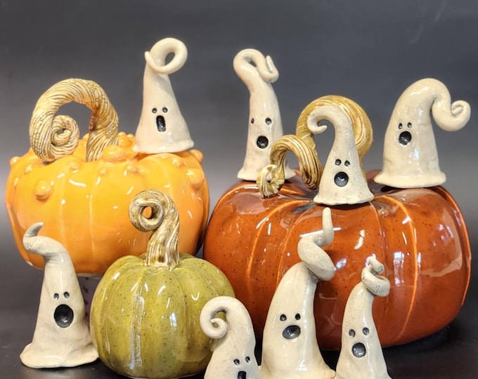 Hand Made Ceramic Clay Small Ghost Figurine for Halloween Halloween ...