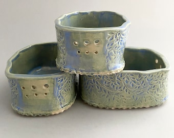 Hand Made Stoneware Pottery Herb Stripper Bowl Light Blue & Green Leaves Ceramic