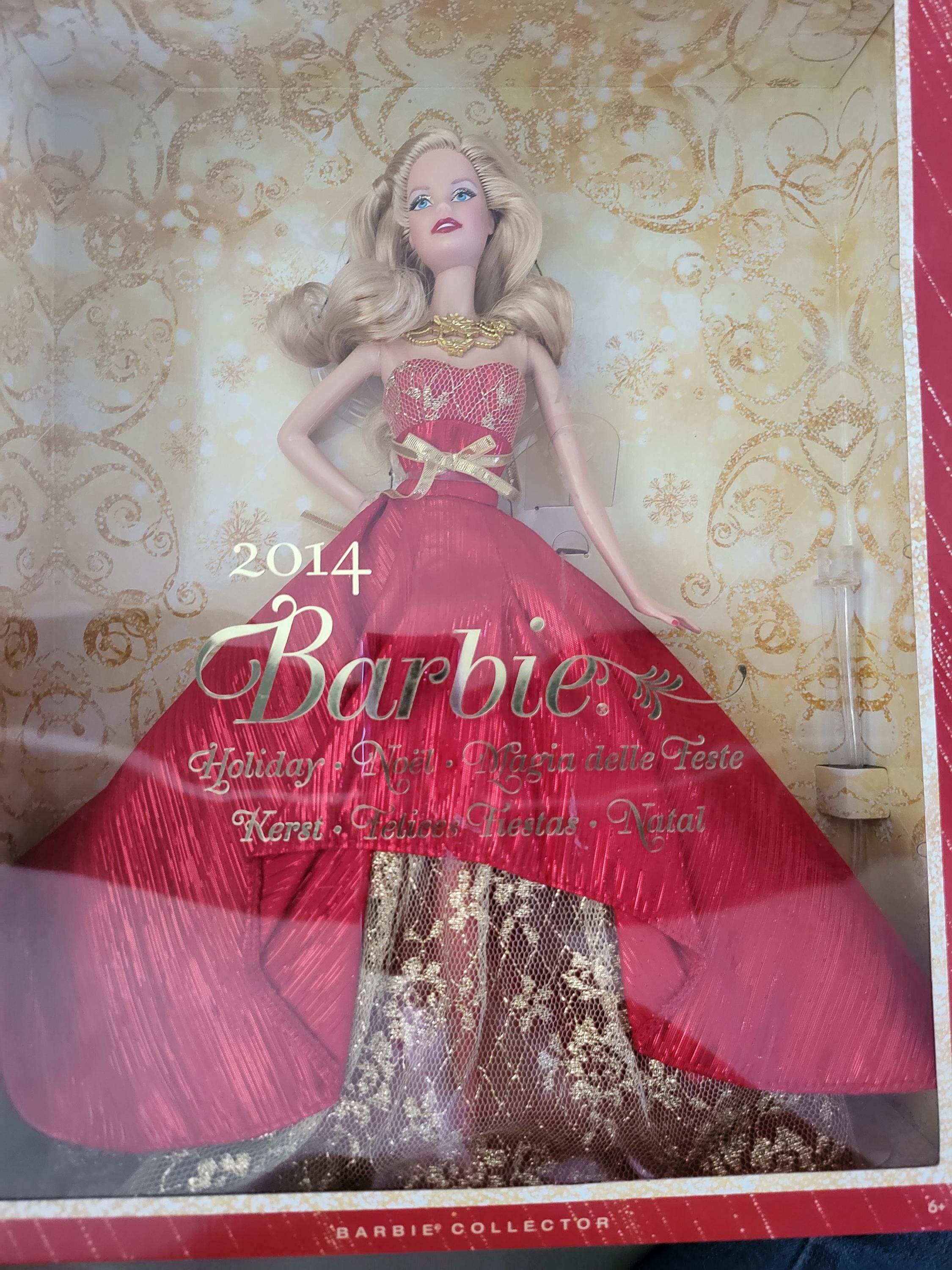 Barbie Holiday Barbie Vestita Di Rosso Happy Holidays Rare 1997 Red Dress  Barbie Doll Special Edition
