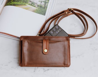 Leather Smartphone Pouch,  Leather Crossbody bag, Leather Smartphone bag, Festival bag, Distressed Brown Small Leather Purse