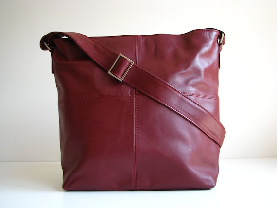 Items similar to Small Leather Messenger Bag on Etsy