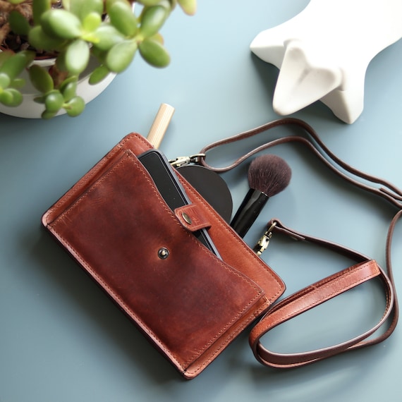smartphone crossbody purse
