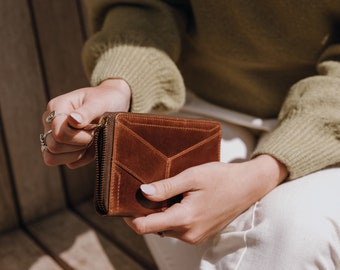 Brown Leather Wallet,  Leather Zip Around Wallet with Credit Card Slots, Womens Wallets