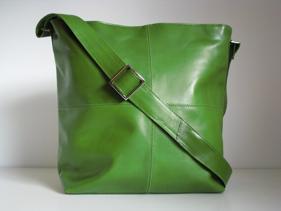 Items similar to Leather Handbag Messenger Bag Green on Etsy