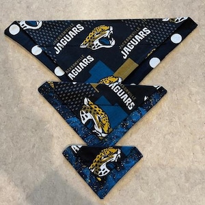 Dog Bandanas / Jacksonville Jaguars / Large, Small and X-Small