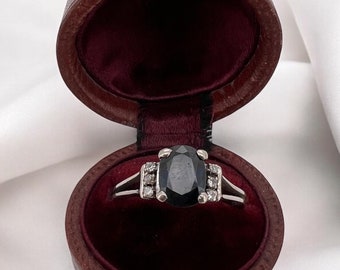 Three Stones Ring, 18k white Gold Ring, Sapphire and Diamonds, Gift for Her, Vintage Ring, Engagement Ring, Natural Sapphire Ring, Trilogy