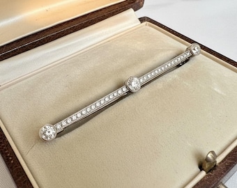Art Deco Diamond Bar Brooch – 1920s Platinum & White Gold