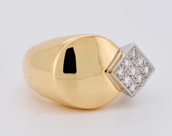 FRED Vintage Signet Ring, 18k Two-Tone Gold, Brilliant Diamonds - French Designer Ring