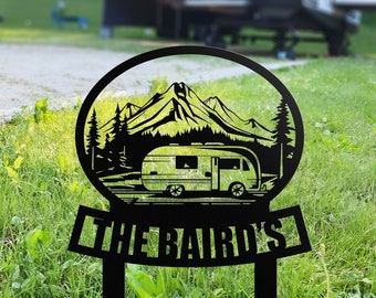 Happy Campers Yard sign, Camping Sign, Camper Decor, RV Decor, Family Name Sign, Anniversary Gift, Personalized Campsite Flag, Camping decor