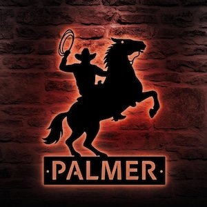 Led-metalen muurkunst cowboy rijpaard, gepersonaliseerd bord boerderij, rustiek westers decor, boerderijcadeau voor rodeoliefhebbers en paardeneigenaren