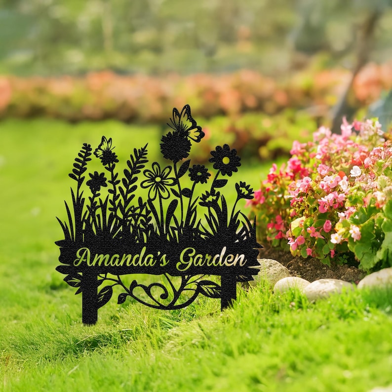 Yard Sign, Mom's Metal Garden Sign, Custom Garden Sign With Stake ...