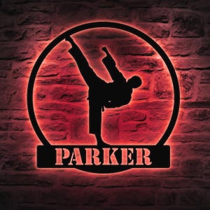 Custom Boy Taekwondo Arts Metal Wall Art met LED-verlichting Gepersonaliseerde Kid Taekwon Do Martial Naambord Home, Room Decor, kerstcadeau voor zoon