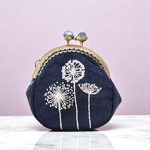 DIY Coin Purse Embroidery Kit, Floral Bird Pattern Storage Bag Embroidery Materials Kits, DIY Needlework Sewing Women Gift, Embroidery Gift