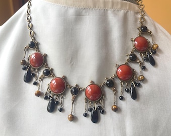 NWOT Sweet Romance Art Deco Style Carnelian and Black Onyx Necklace.