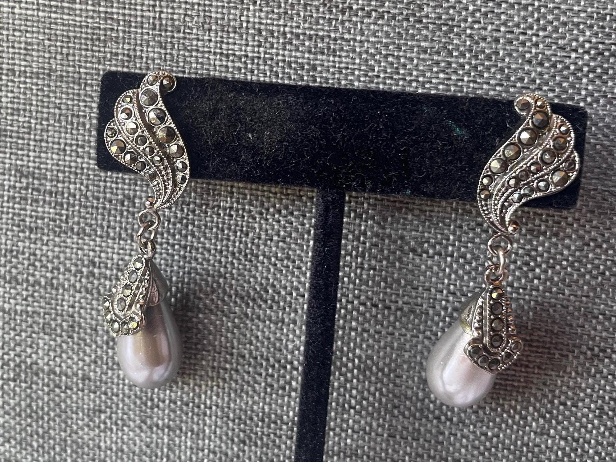 Vintage 1928 Earring - Etsy