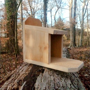 Cedar Bird Nesting Platform Shelter Dove Nesting Box Birdhouse
