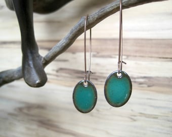 Green drop earrings, Emerald Green Dangle Earrings, Oval Dangle Earrings, Copper Enamel, Green Oval Drop, Emerald Oval Chandelier Earrings