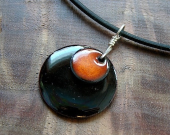 Black and Orange pendant, orange and black necklace, black and orange jewelry, Black Jewelry, Orange jewelry