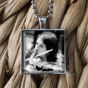 Dave Grohl Nirvana Foo Fighters Drummer Portrait Photo Vintage Glass Pendant Necklace