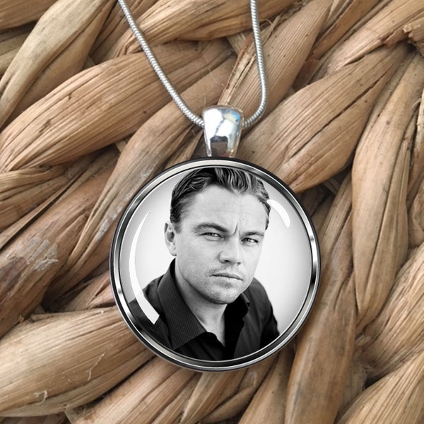 Leo Leonardo DiCaprio Portrait Photo Vintage Glass Pendant Necklace