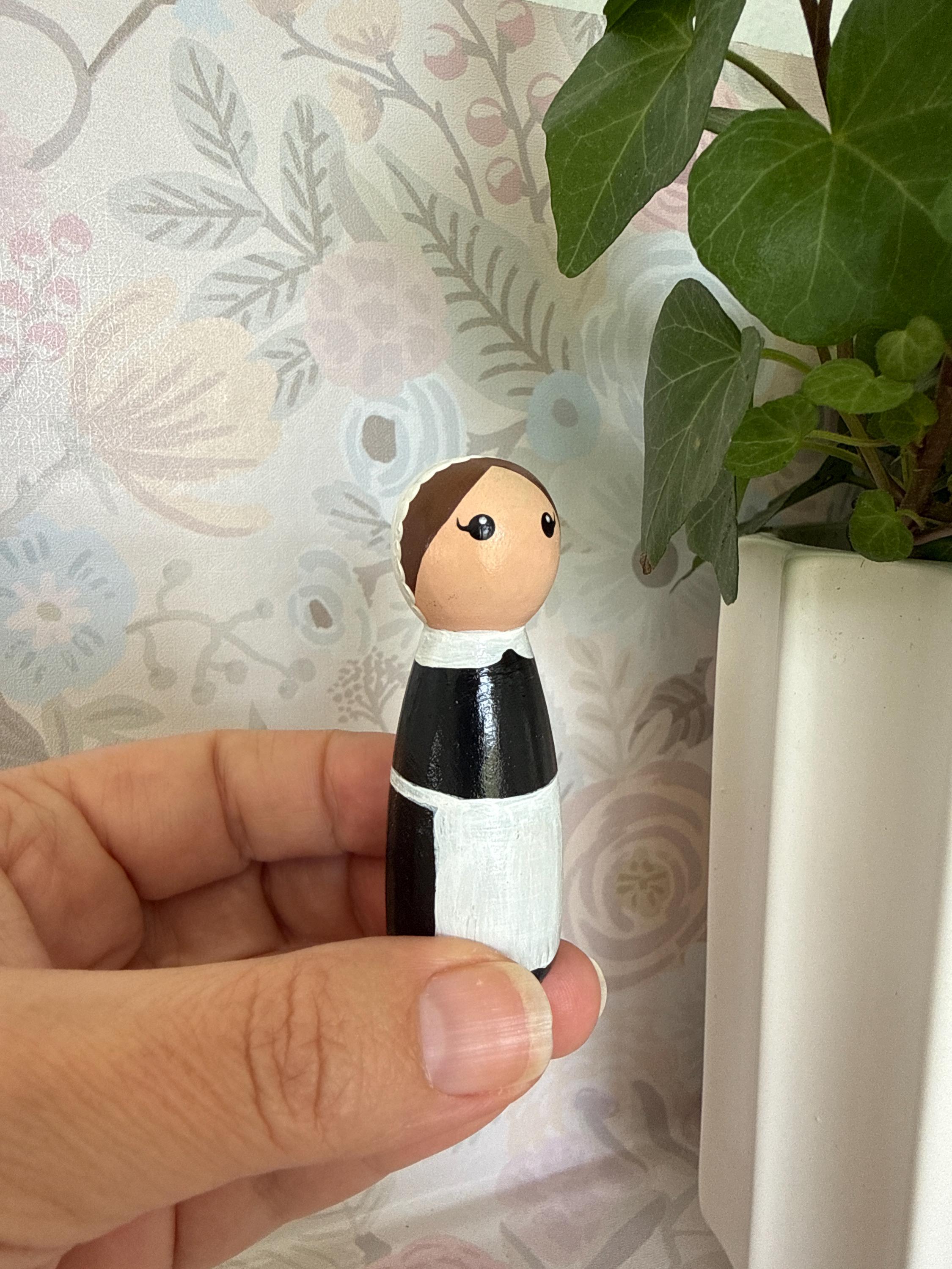 50s デッドストック ウェイトレス スタチュー NIGO ピンナップガール Florence Nightingale Nurse Peg Doll Influential Women in History