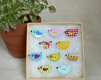 Pretty Birds Push Pins Set of 10, Decorative Thumbtacks, Bulletin Cork Memo Board, Home Office, Cubicle, Dorm Decor, Teacher Gift Classroom