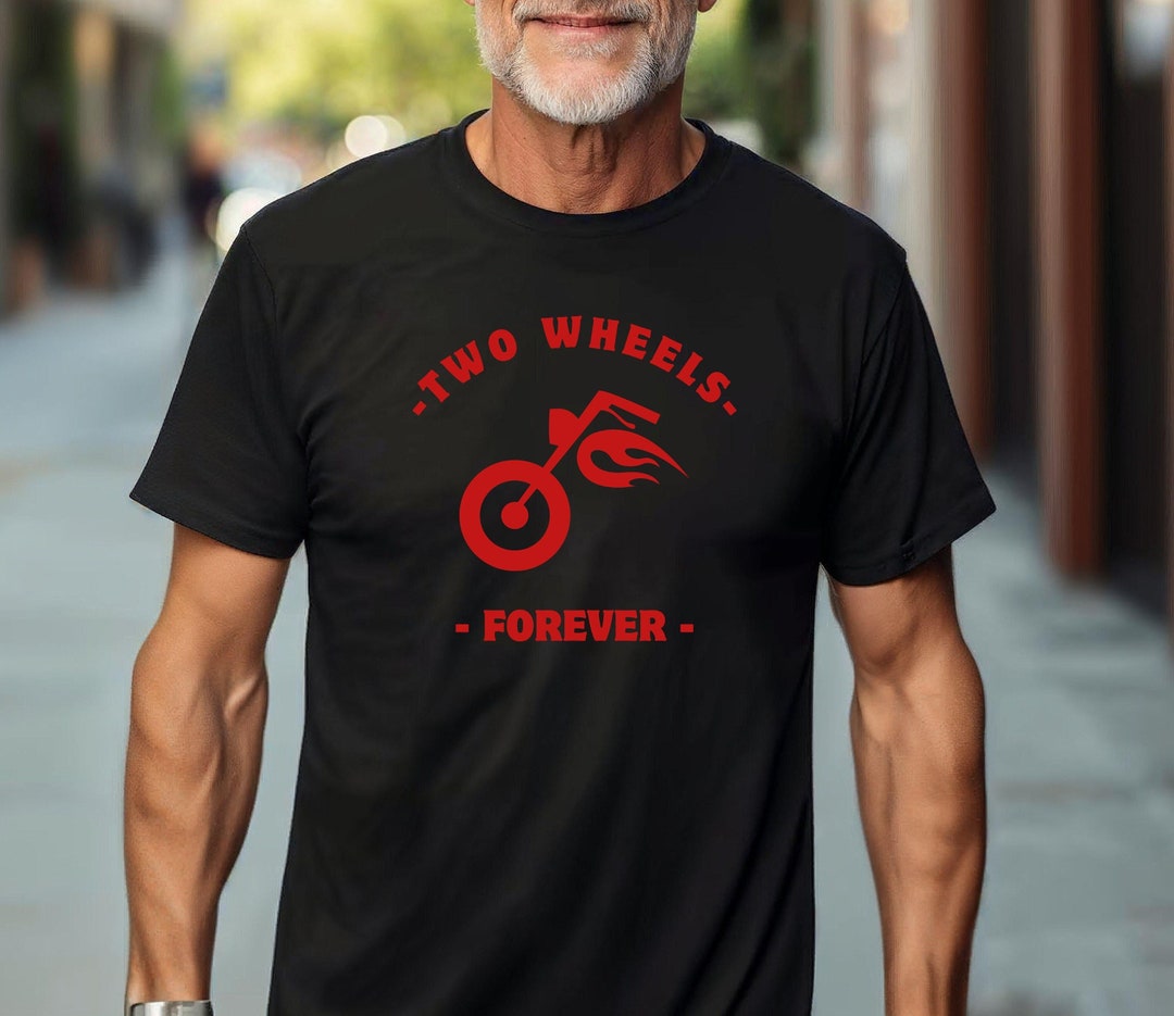Due Ruote Per Sempre Biker Moto Divertente T-Shirt In Cotone Da Uomo Due Ruote Per Sempre Biker Moto Divertente T-Shirt In Cotone Da Uomo