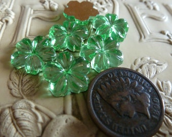 6 Vintage W. German 13mm Peridot Glass Flower w/ Rhinestone Inset Cab Cabochons G4