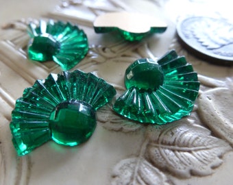 4 Vintage Glass Cabochons, 1940s EMERALD GREEN Art Deco, Gold Foiled Flat Backs, Made in Czechoslovakia, 13x17mm C39