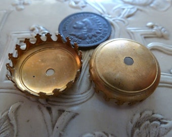 2 Vintage Settings, 1960s Round Brass Crown Prongs w/Rivet Hole, Unplated Jewelry Findings, 19mm, 2 pcs. C27