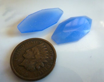 1 Vintage Polygon Blue Chalcedony Glass Cab 28.5x14mm by 3mm Thick, C39