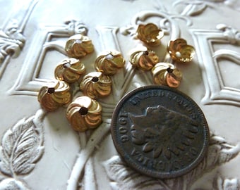 10 Vintage Beadcaps, Round SWIRL Unplated Raw Brass Jewelry Bead Caps, 7.3 x 2.3mm high, 10 pcs. G3