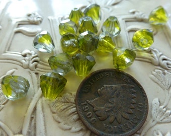 25 Greenish Yellow Olivine ~ Orange Glow Manganese or Cadmium Triangular BEADS, Apprx 6.8 x 6.8mm, C40