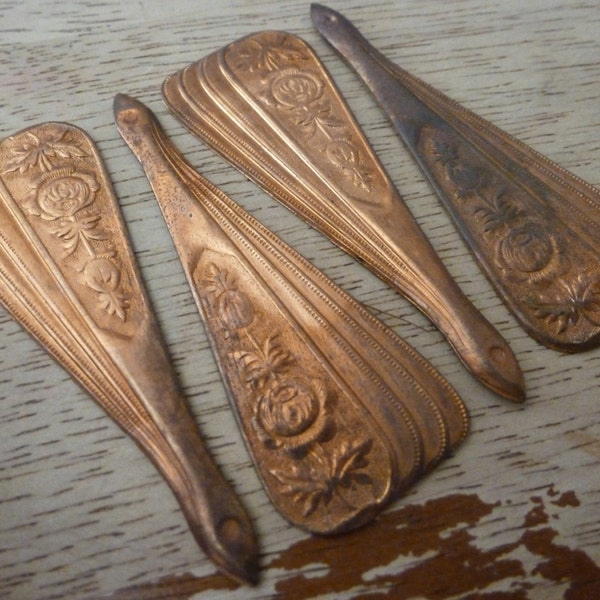 One Lot Only Vintage Victorian Folded Fans  C27