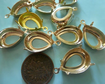 Vintage Brass Settings, 1960s to 70s Tear Pear Open Back w/Prongs, Jewelry Findings, 17 x 12mm Inner Diameter 4 pcs. C27