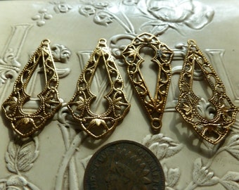 Vintage Brass Intricate Chandelier Filigree Earring/Pendant Drops, Jewelry Findings, approx 36.5x18mm, 2 or 4 pcs. FiliPendants