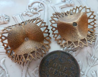 2 Vintage Round Fully Dapped 3 Section Stamping, Raw Unplated Ginger Brass, Apprx 26mm in Diameter, 2 pieces C52