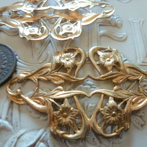 1 or Split as a 2/1 Vintage Filigree Flower Stamping, Ornate Brass Intricate Jewelry Findings, Whole 55 x 32.75mm, 1 piece C52