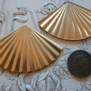 2 Vintage Brass Pleated Stamped Fans, Unplated Finding, Embellishment approx 54.5 x 34.5mm tall, 2 pcs. C24